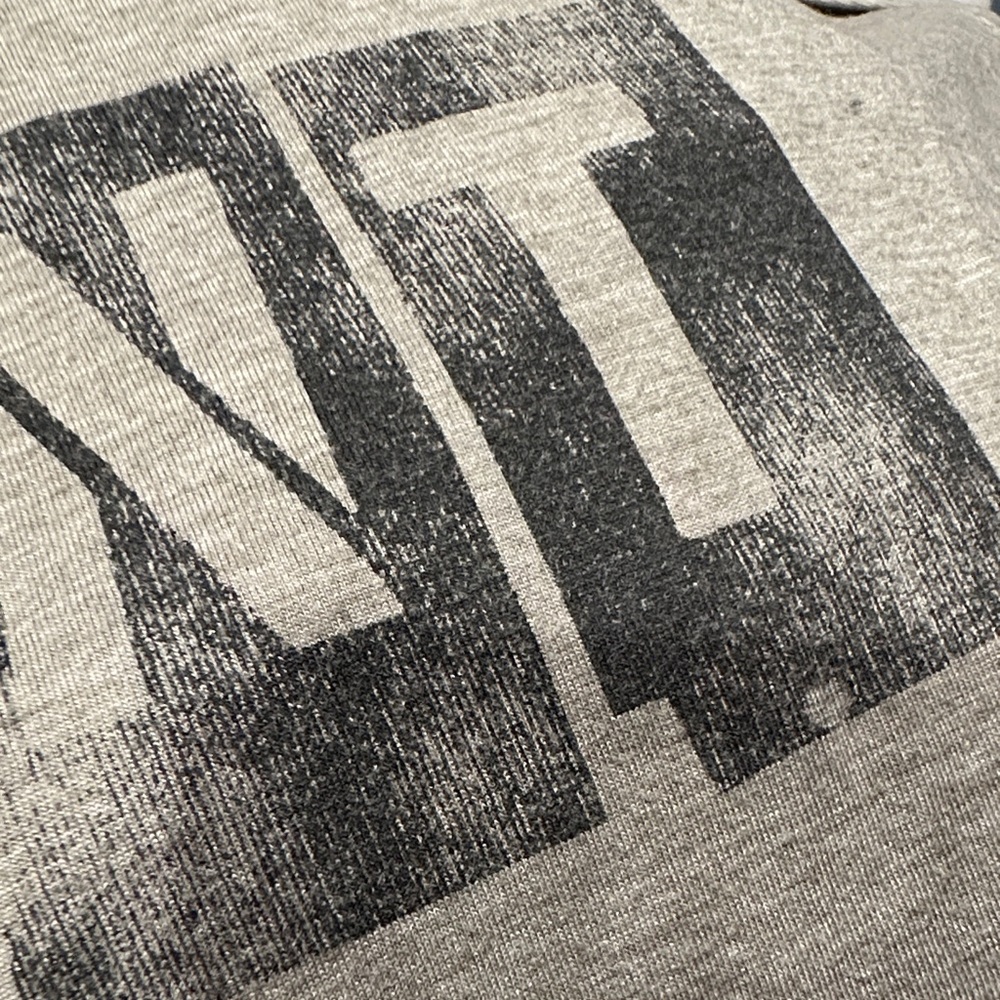 Gray Graphic Broadway RENT Long sleeve Tee Shirt Large - Picture 3 of 4
